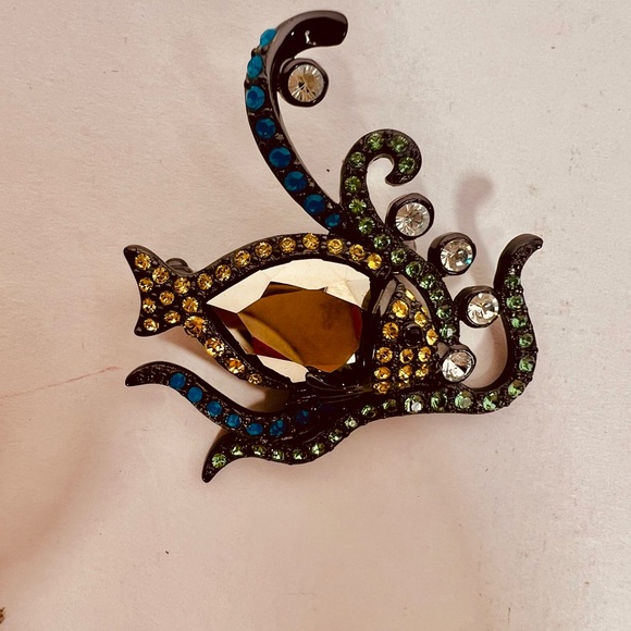 Fifth Avenue Collection Crystal Octopus Brooch with Crystal Rhinestone - Picture 12 of 12